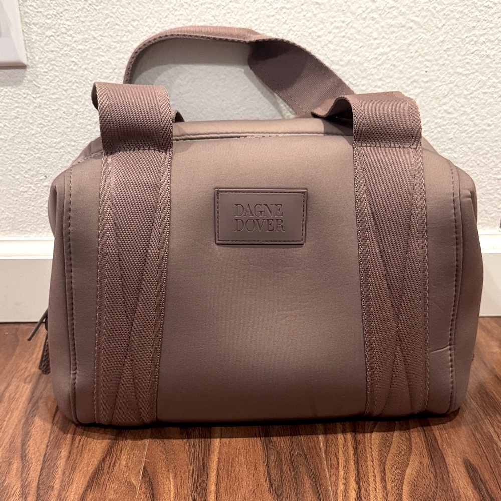 Dagne Dover Small Landon in Dune